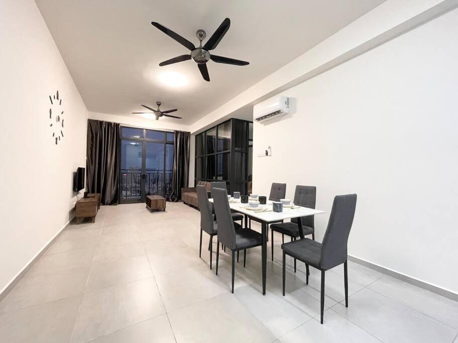 Quartz Near To Jonker Walk With Infinity Pool Cozy 3B2B Daire Malakka Dış mekan fotoğraf